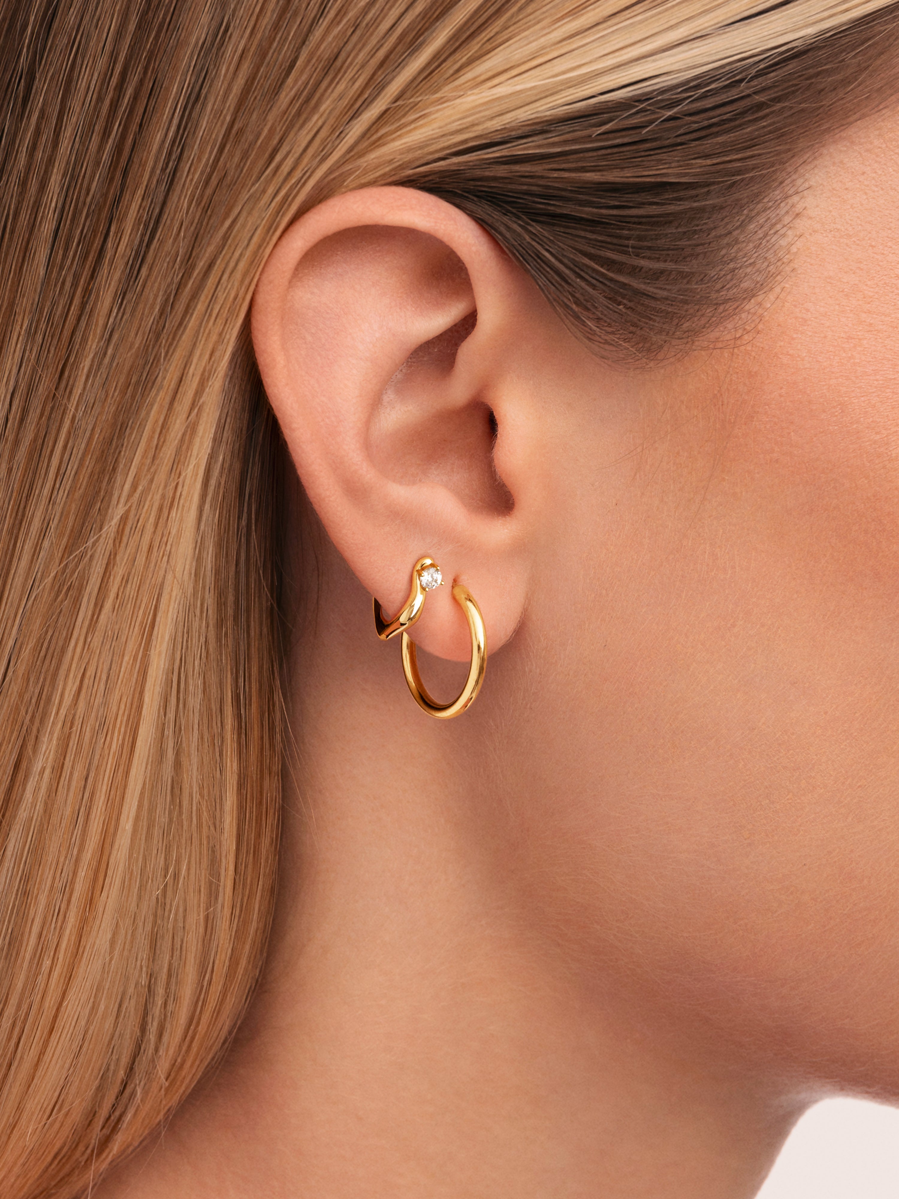 Pendiente Suelto Perla y Spark Baño Oro