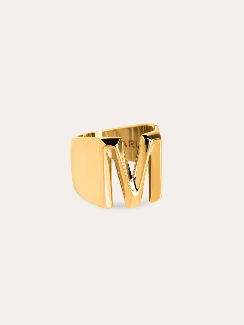Personalisierter Signet Letter Ring vergoldet