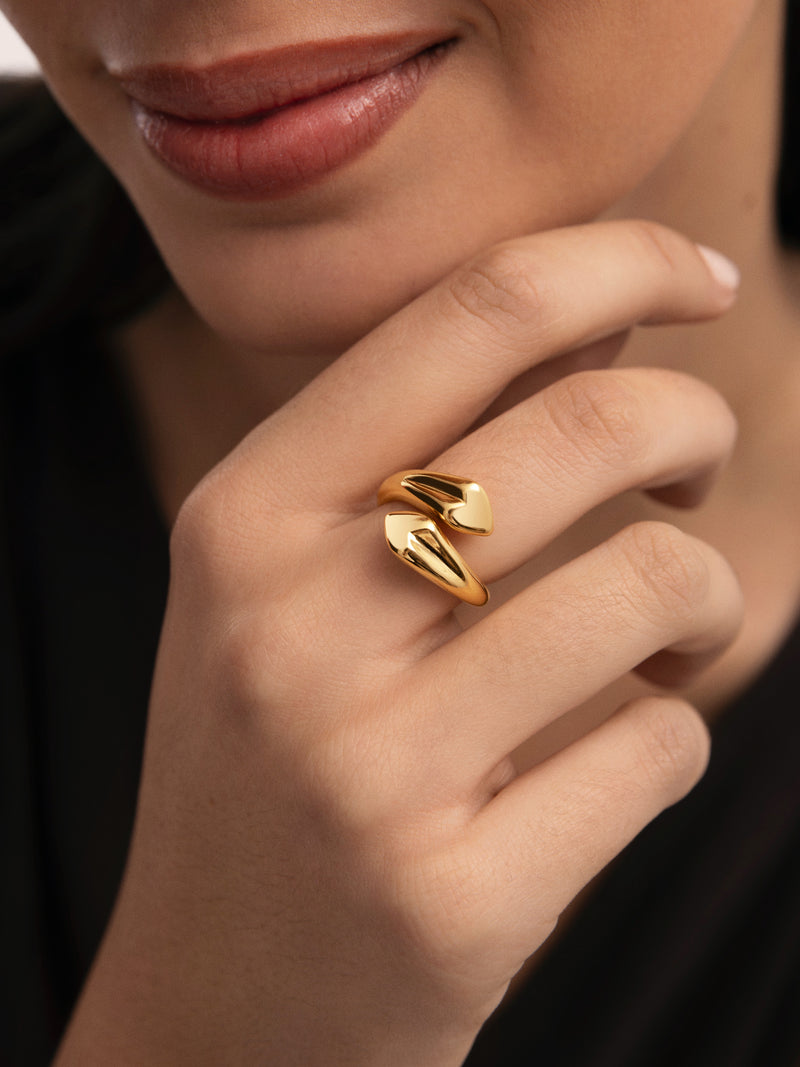 Abbraccio Amour Stainless Steel Gold Ring