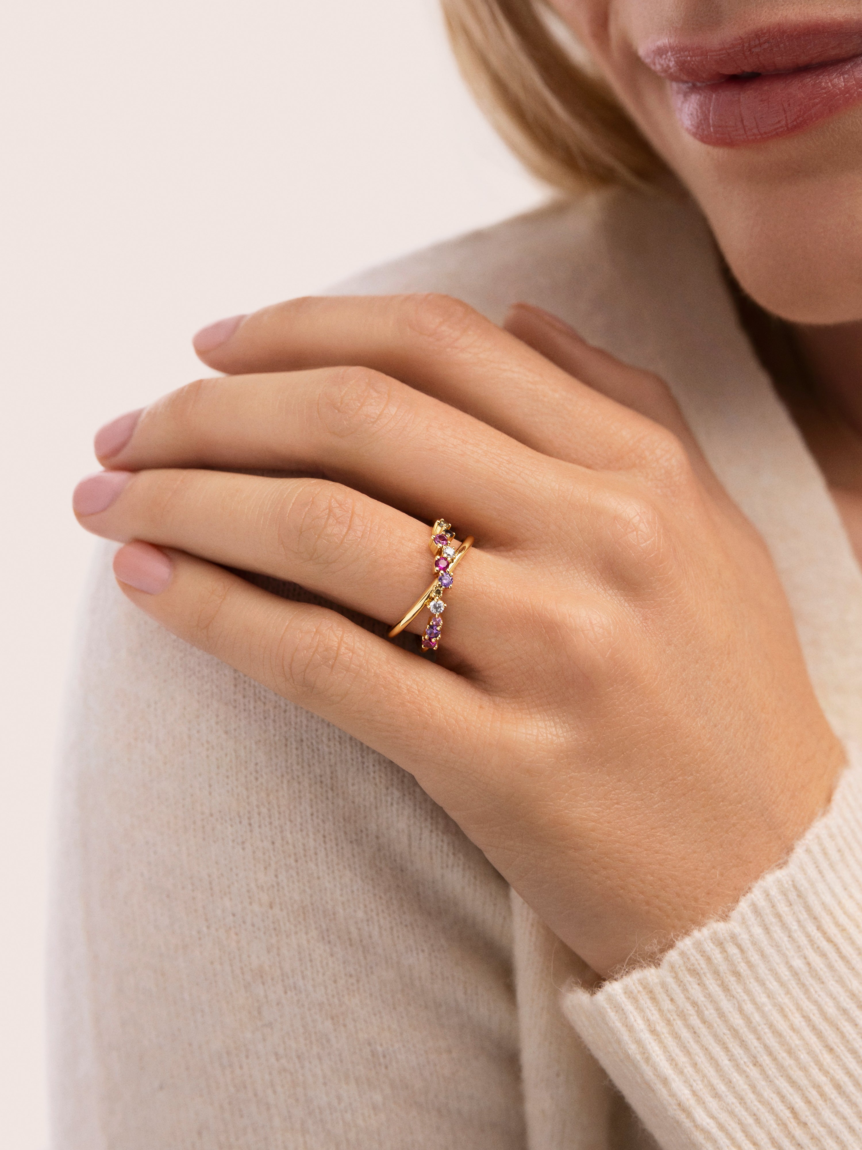 Estelar Cross Gold Ring 