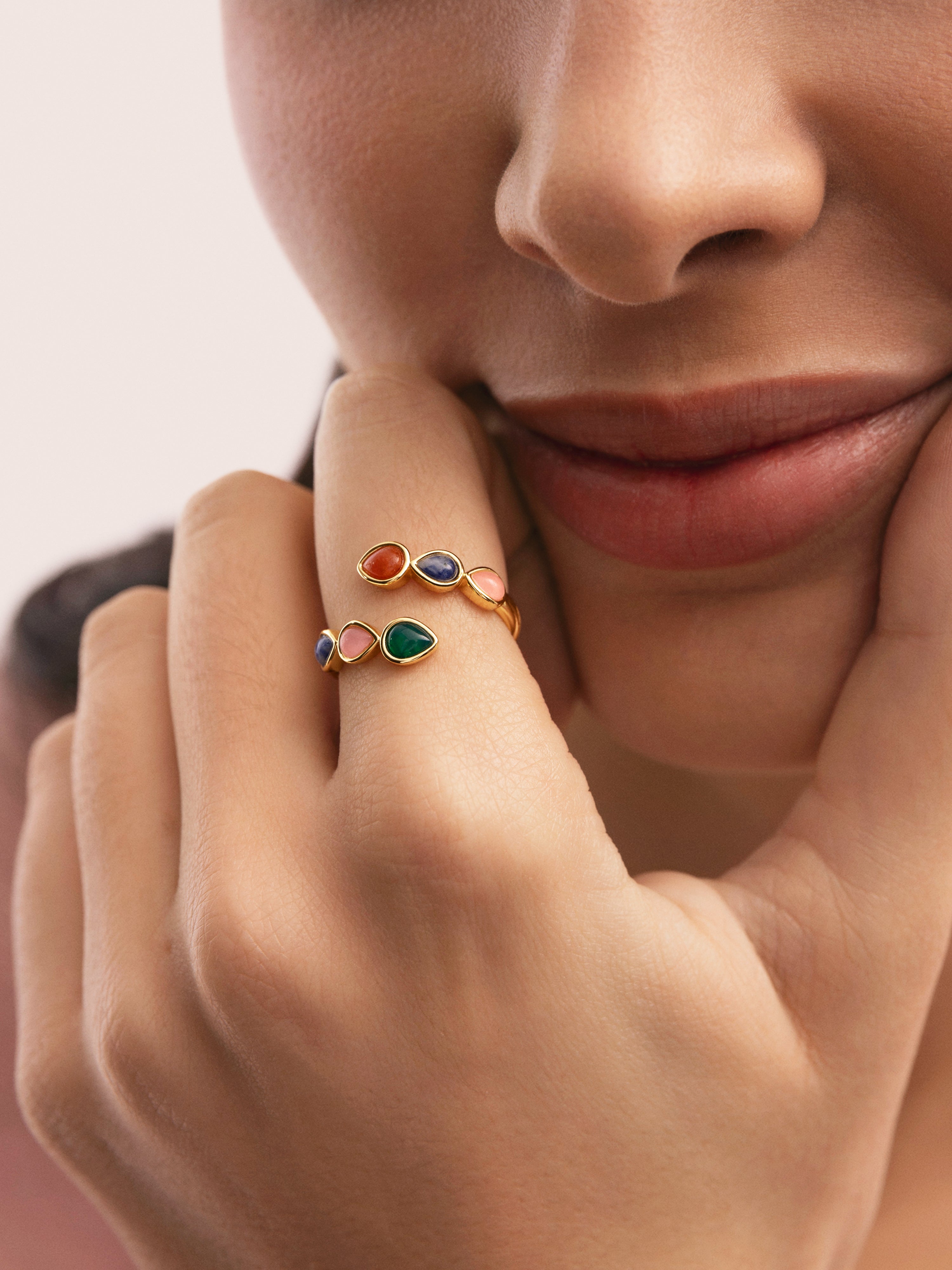 Drop Stones Ring 18kt Gold Plated