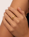 Hug Gold Ring 