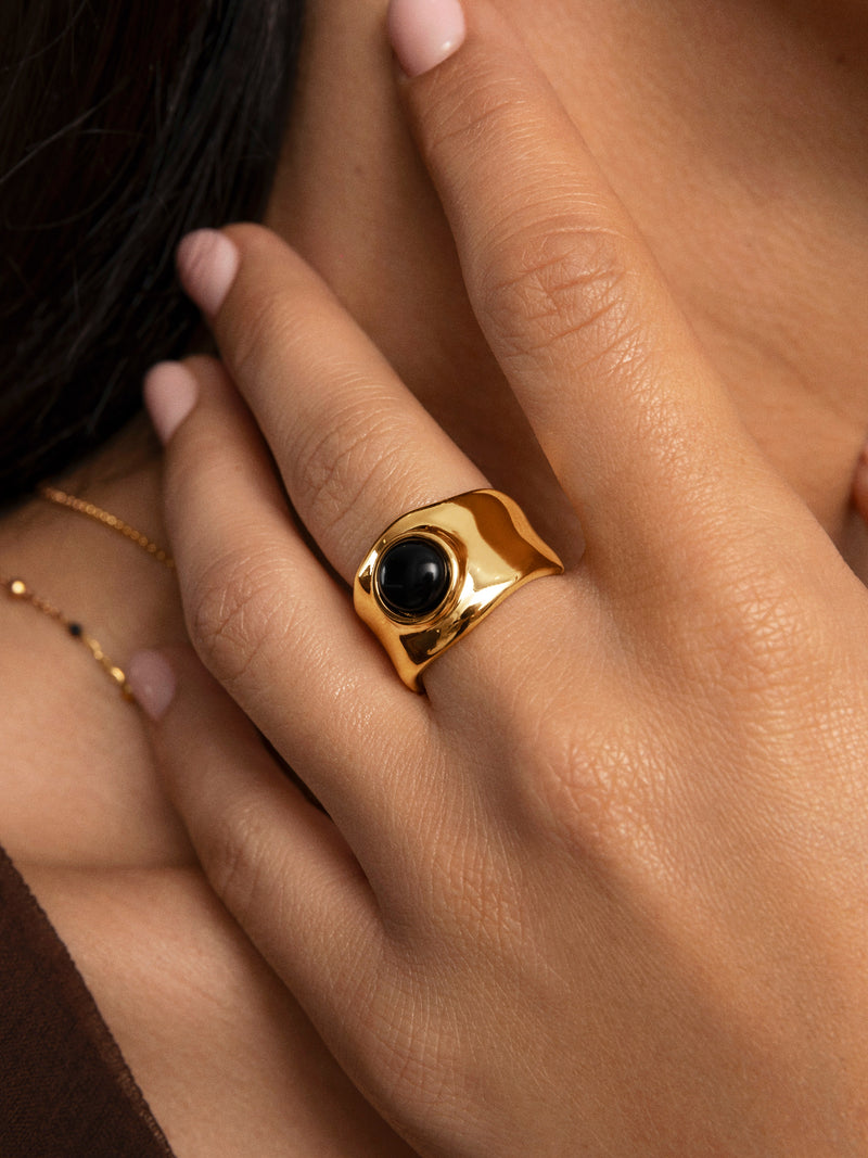 My Onyx Ring, vergoldet