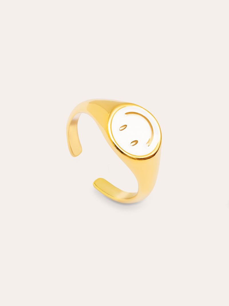 Smiley White Enamel Ring, vergoldet