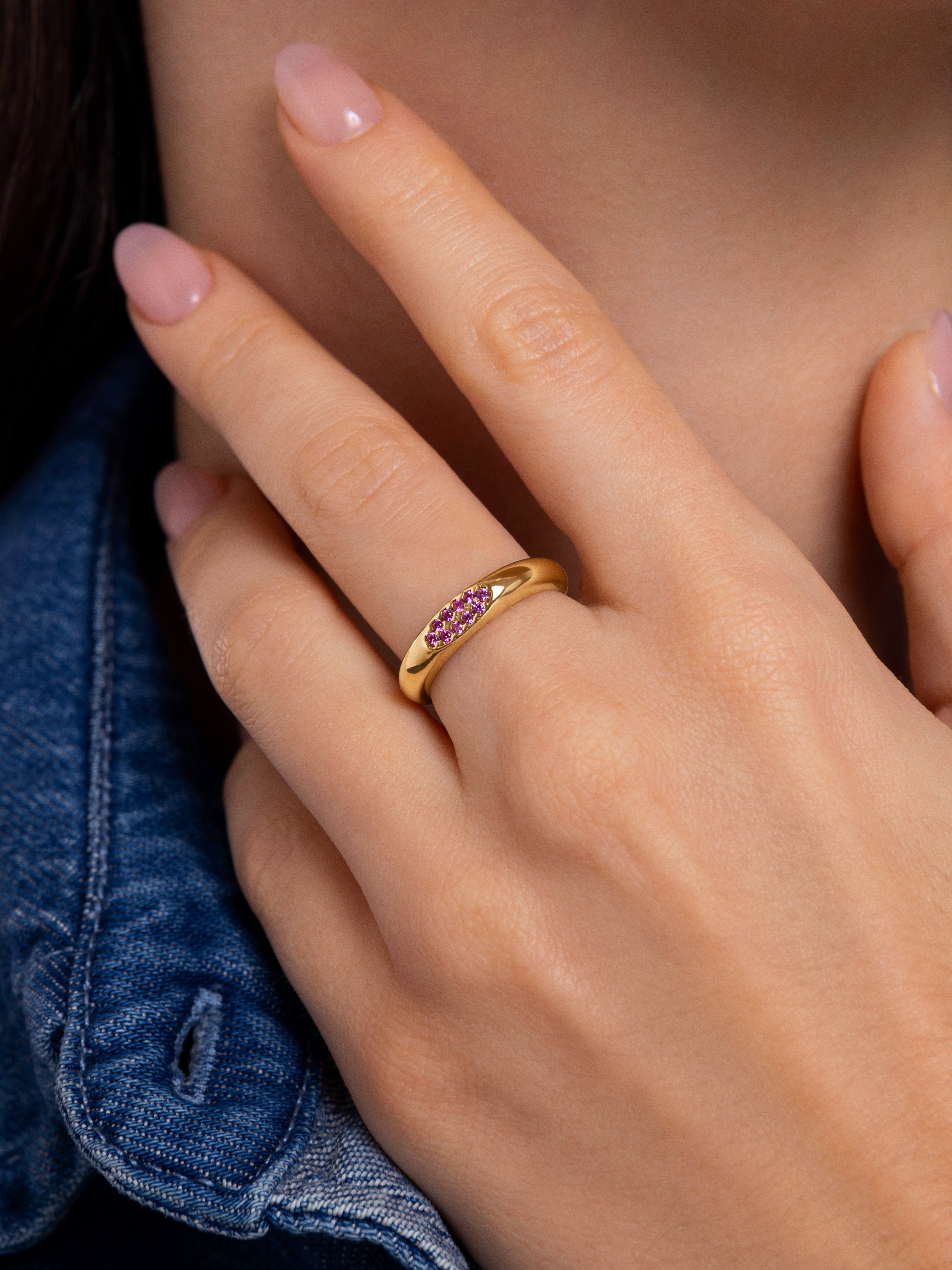 Signet Rasberry Gold Ring 