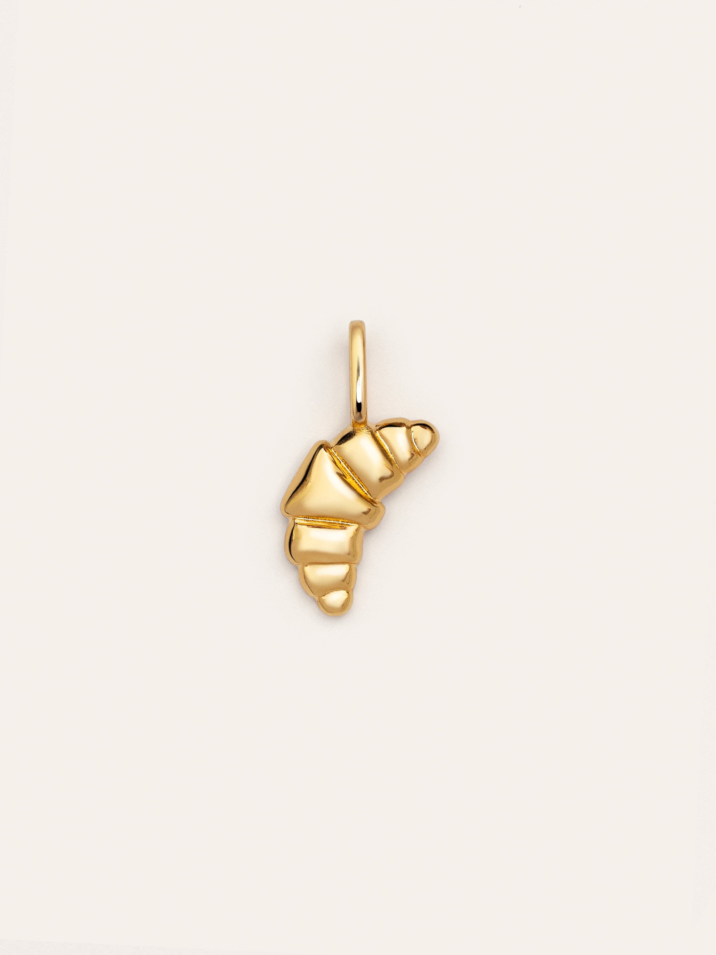 Charm Croissant Baño Oro