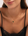 Colar Ágata Stone Aço Banho de Ouro - puesto en modelo