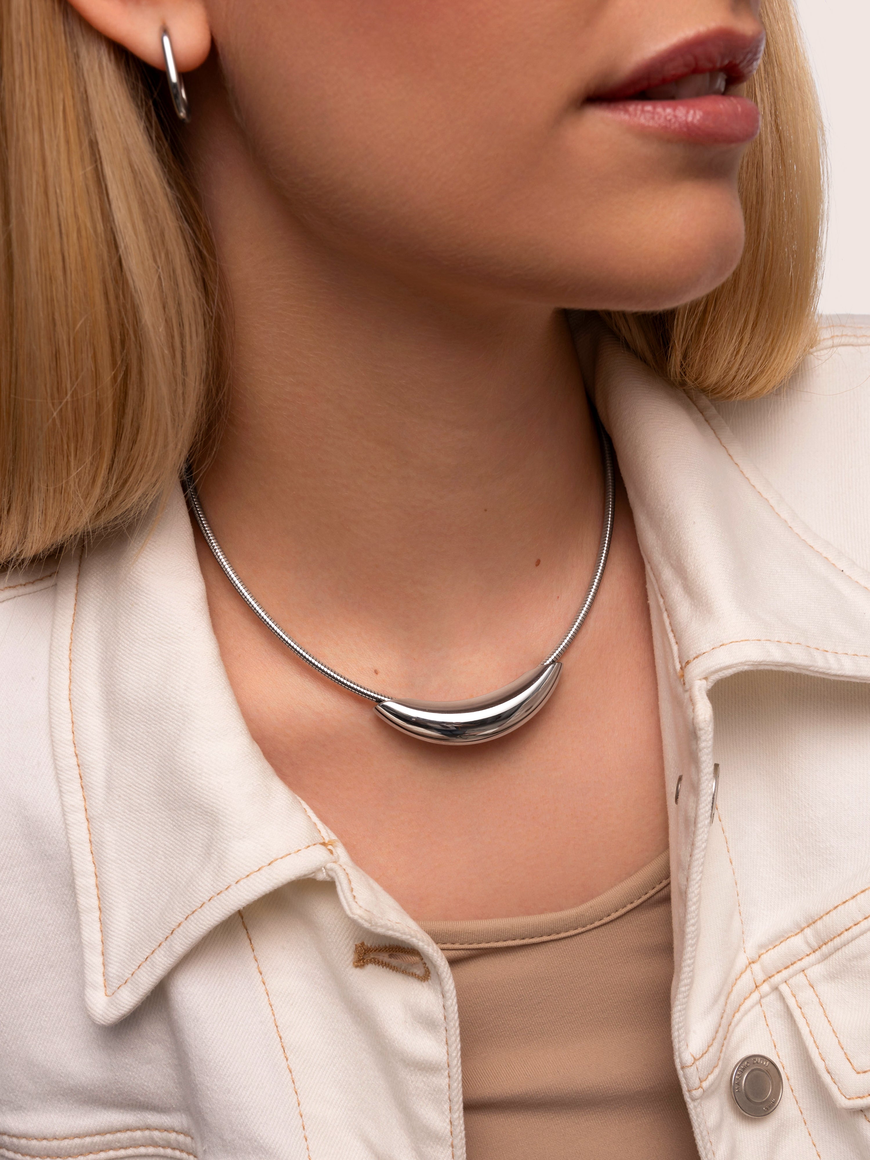 Ballon Stainless Steel Hoop Necklace