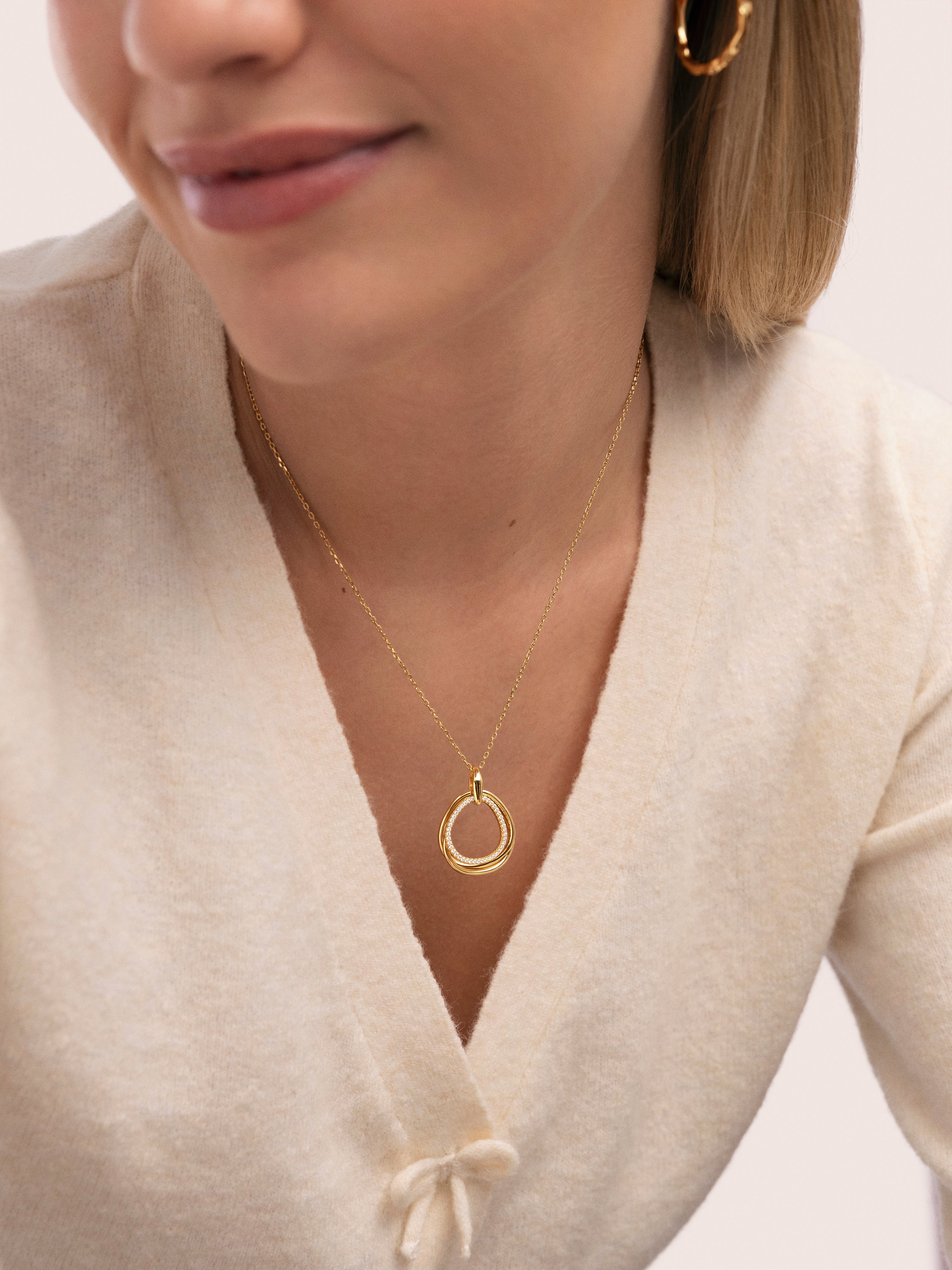 Oria Gold Necklace