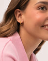 Alma Rose Gold-Plated Hoop Earrings - puesto en modelo