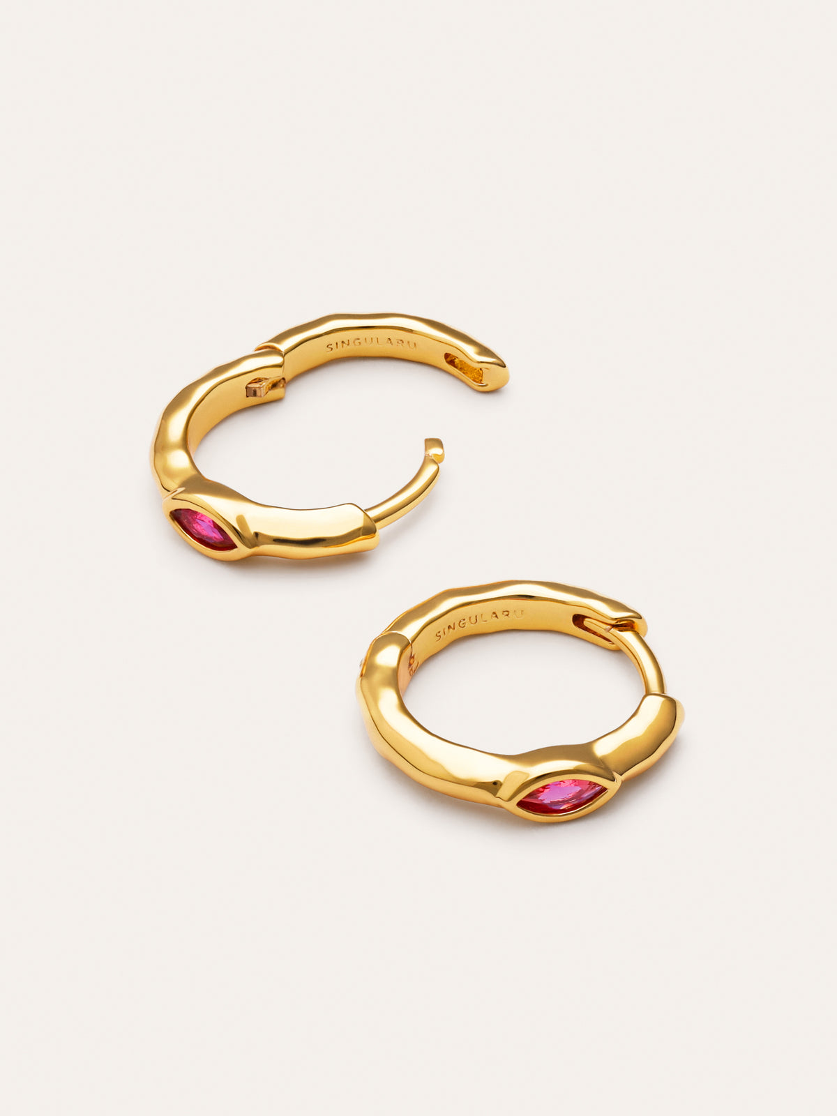 Imagen detalle de Alma Rose Gold-Plated Hoop Earrings