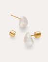 Imagen detalle de Alea White Enamel Drop Earrings Steel Gold Plated