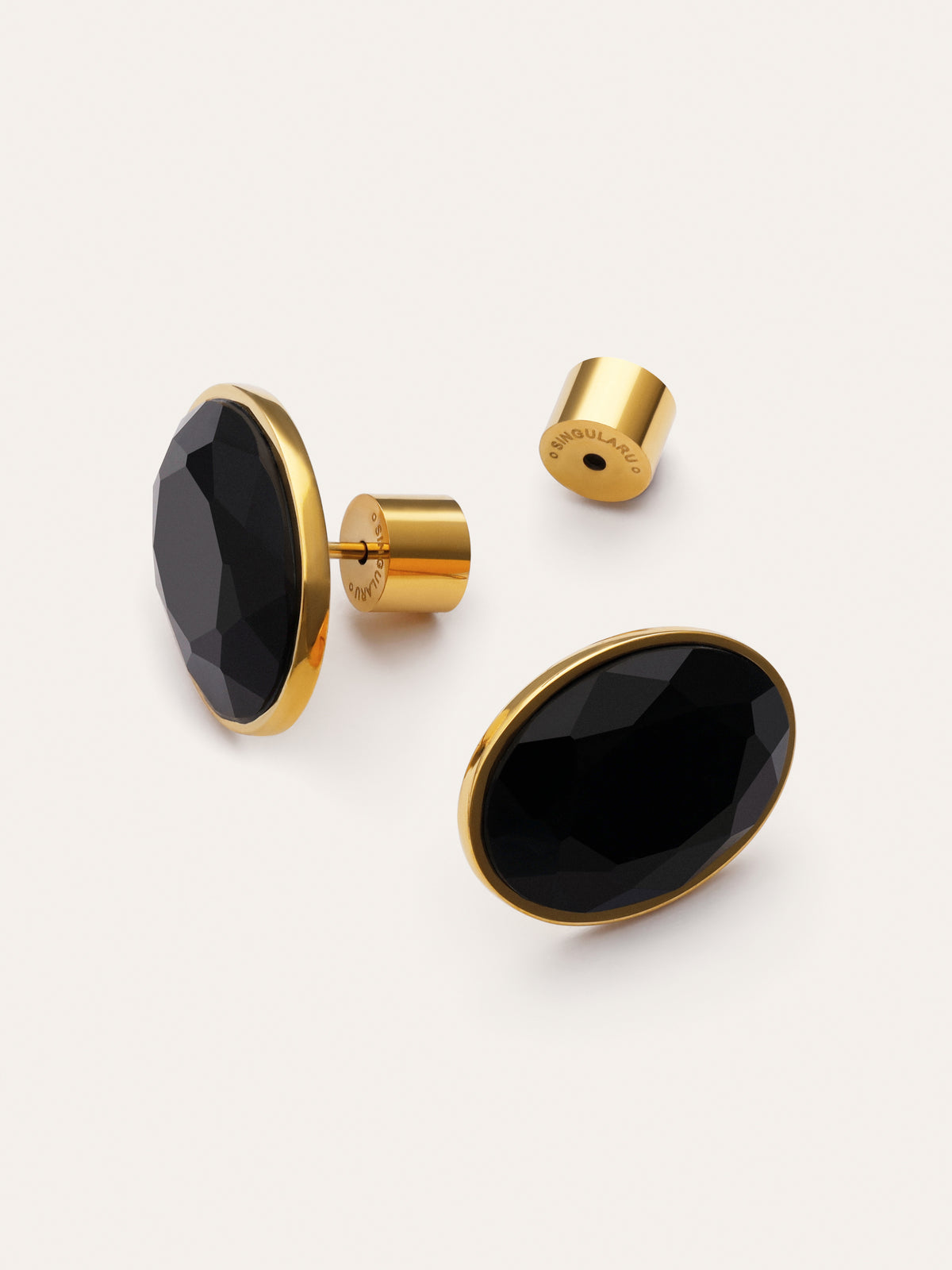 Imagen detalle de Lena Steel Earrings Gold Plated
