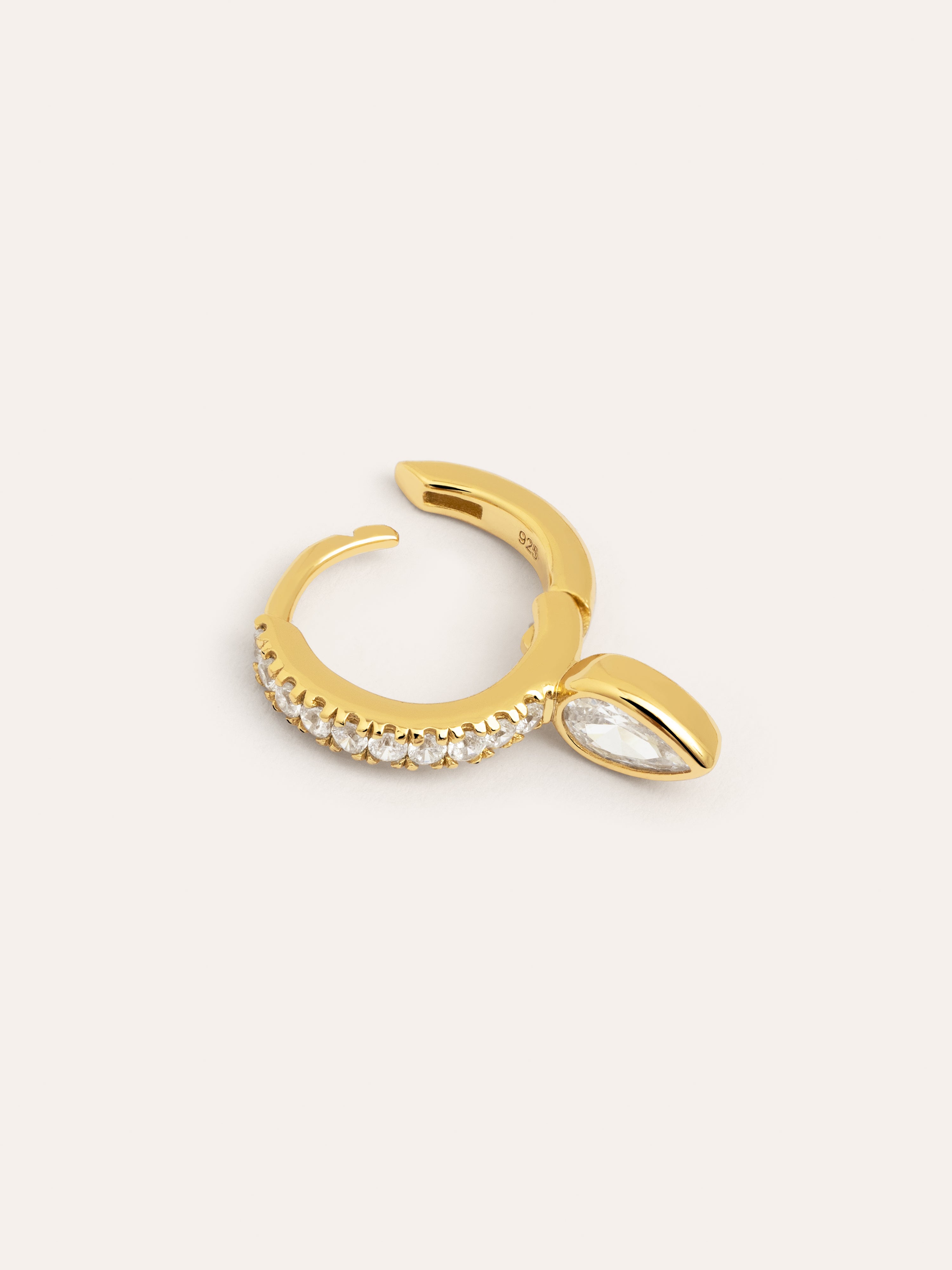 Gota Cleo Gold Single Earring