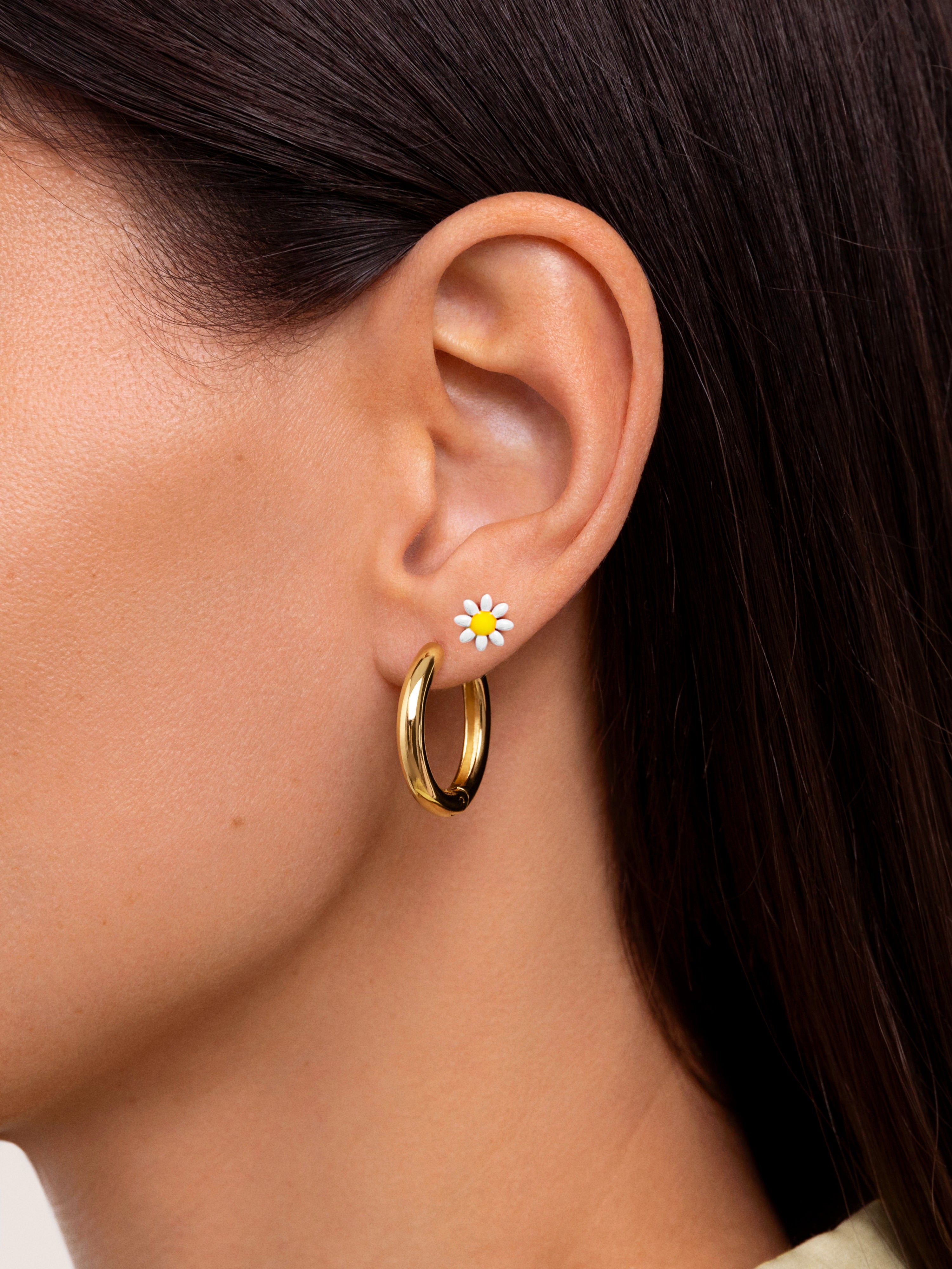 White Daisy May Gold Stainless Steel Single Earring