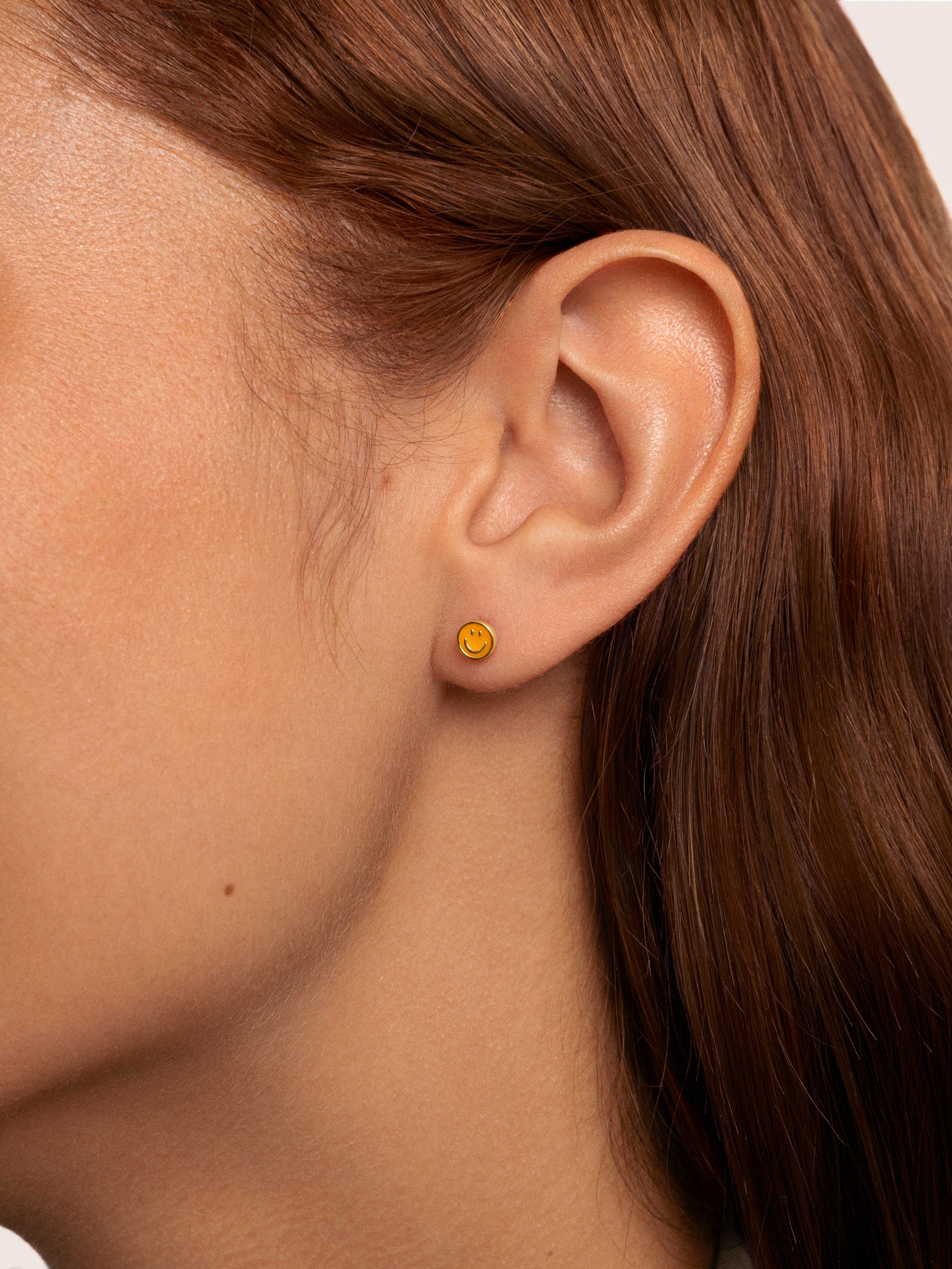 Smiley Yellow Enamel Gold Single Earring