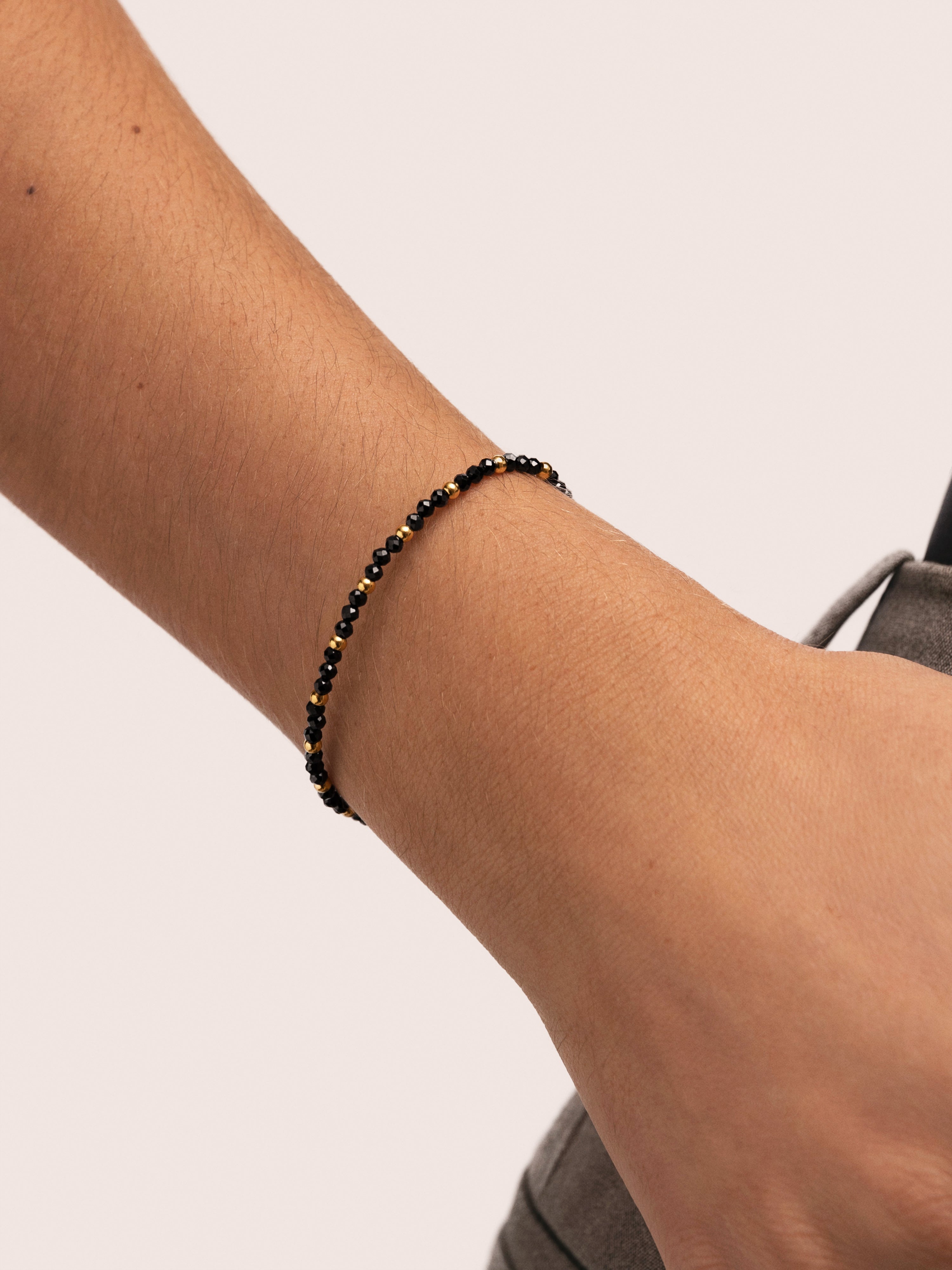 Bracelet Black Noite Acier Plaqué Or