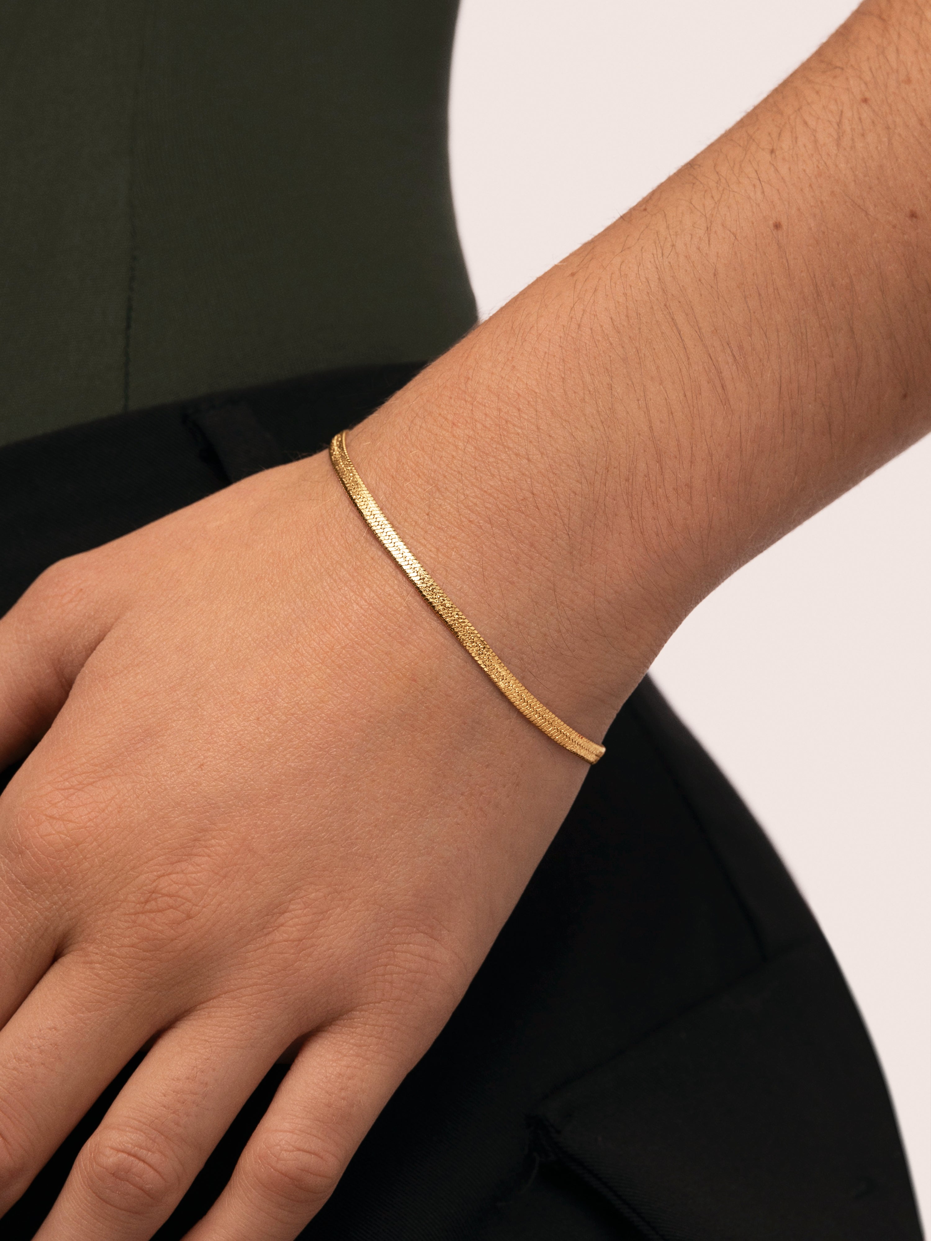 Bracelet Lisse Sparkling Acier Plaqué Or