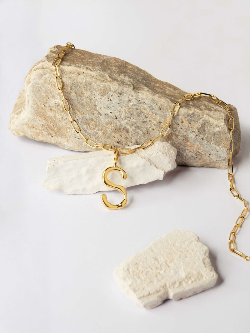 Personalisierte Halskette Chic Letter XL Edelstahl mit Goldbeschichtung