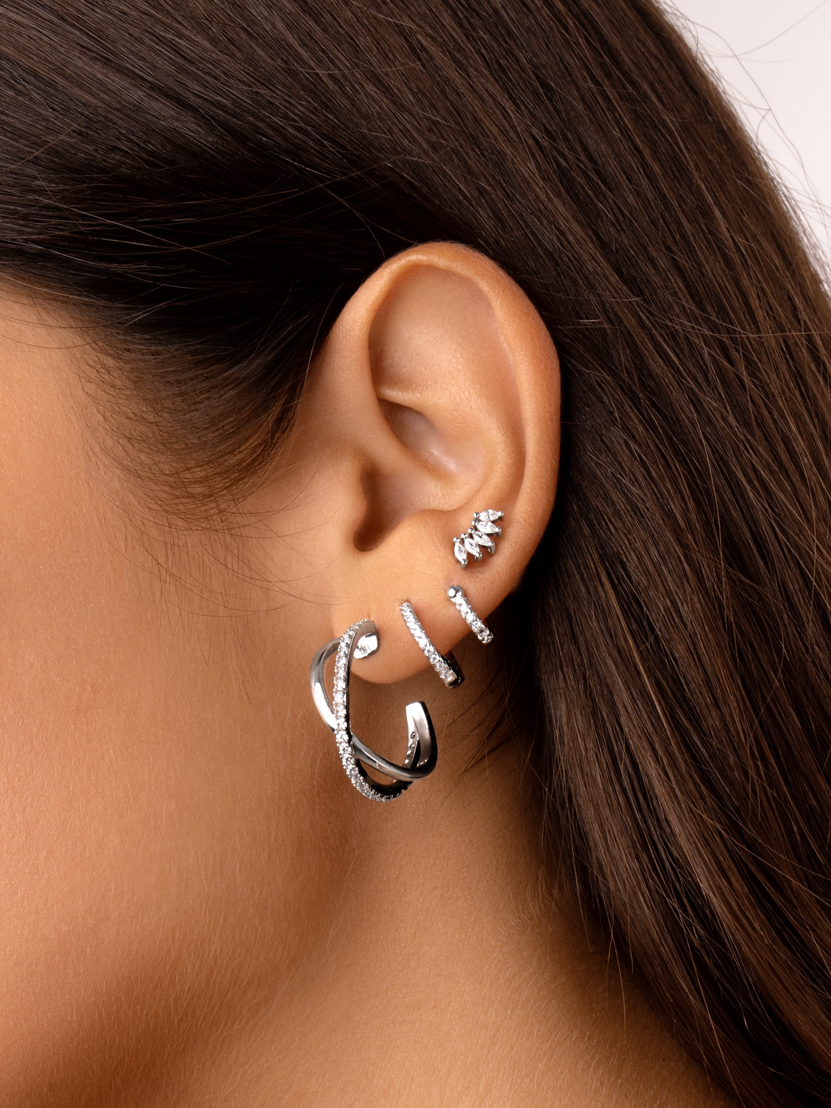 Pendientes Aro Ear Cuff Spark Plata Puesta