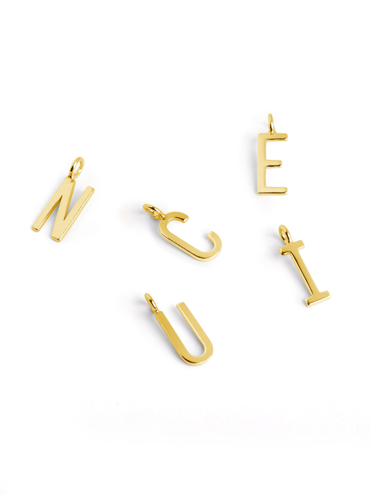 Initial Personalized Letters & Silver Necklace with Gold Plating - vista 4